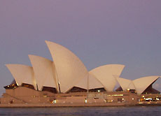 Als Anna die berühmte Oper in Sydney sieht, spürt sie endlich, dass sie angekommen ist.