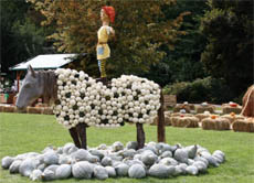 Bis heute hält die Pippi-Langstrumpf-Begeisterung an. Bild: Pippi-Darstellung auf der Kürbisausstellung in Ludwigsburg 2009