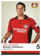 Durch einen Glückstreffer von Manuel Friedrich (Bild) in der 85. Minuten ging Bayer Leverkusen gegen die Schalker 1:0 in Führung.