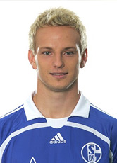 Der 19-jährige Ivan Rakitic gilt als Riesentalent. Er soll Ex-Spielmacher Lincoln ersetzen.