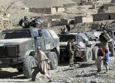 Die Isaf soll die afghanische Regierung beim Wiederaufbau des Landes unterstützen.