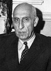 Einst war Mohammad Mossadegh der politische Hoffnungsträger im Iran. Er wurde im Jahr 1953 mit Hilfe des US-amerikanischen Geheimdienstes "CIA" gestürzt.