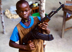 Kindersoldat aus Sierra Leone (Foto von UNICEF)