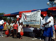 Seit 1988 erinnern am 1. Dezember verschiedene Organisationen auf der ganzen Welt an das Thema Aids.