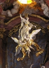Kirchliche Darstellung der Himmelfahrt Marias