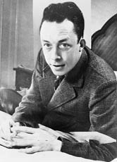 Albert Camus lebte von 1913 bis 1960. Er ist einer der berühmtesten französischen Schriftsteller des 20. Jahrhunderts.