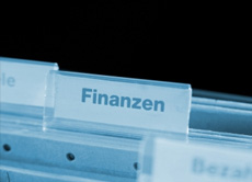 Die Spargesetzte regelten Einsparungen im Sozialsystem, darunter fallen unter anderem Krankenkassenleistungen.
