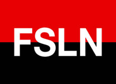Die "FSLN" ("Frente Sandinista de Liberación Nacional") führte die Nicaraguanische Revolution an und stürzte im Jahr 1979 die Somoza-Diktatur.