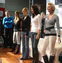 Immer mehr junge Menschen im "Casting-Fieber". Bild: "Germany's next Topmodel"-Entscheidung 2006.