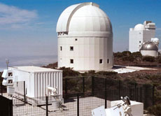 Mit diesem Ein-Meter Teleskop auf Teneriffa sucht die Europäische Weltraumbehörde Esa die Erdumlaufbahn nach Schrott-Teilen ab.